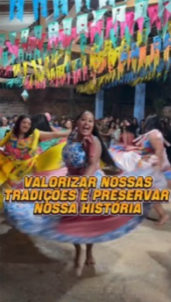 Dona Ervelina Francisca, filha de Ana Maria da Silva, a Maria Capoeira, emocionou a todos ao lembrar a história da tradicional festa e agradecer ao deputado Valmir Moretto pelo reconhecimento da celebração como Patrimônio Histórico, Artístico e Cultural d